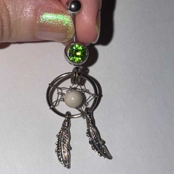 Peridot green with white bead Dream Catcher Dangle Belly Ring - Picture 6 of 8